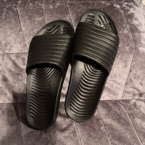 Men tunnel slide - Picture 2 of 3